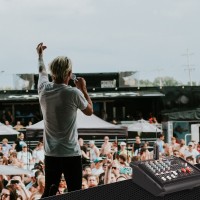 VONYX 179.211 WM552 MICRÓFONO INALÁMBRICO UHF DUAL PLUG-AND-PLAY VONYX 179.211 WM552 MICRÓFONO INALÁMBRICO UHF DUAL PLUG-AND-PLAY