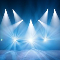 Cameo AURO SPOT 200 | Cabeza móvil LED 100W profesional