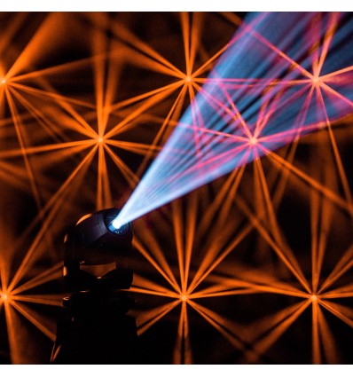 Cameo AURO SPOT Z300 | Cabeza móvil LED 200W profesional