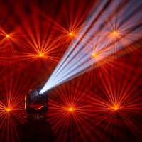 Cameo AURO SPOT Z300 | Cabeza móvil LED 200W profesional