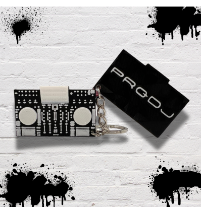 Pack Exclusivo DENON DJ: Camiseta, Llavero PRIME 4+ y Masterclass