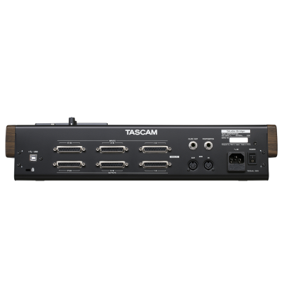 Tascam Studio Bridge: grabadora multipista e interfaz de audio USB