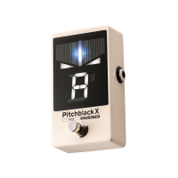 Afinador de pedal Korg Pitchblack-X CR crema | Precisión y estilo