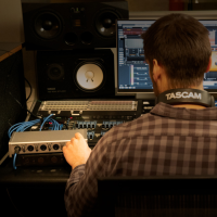 TASCAM SERIES 208i - Interfaz de audio/MIDI USB 24-bit/192 kHz