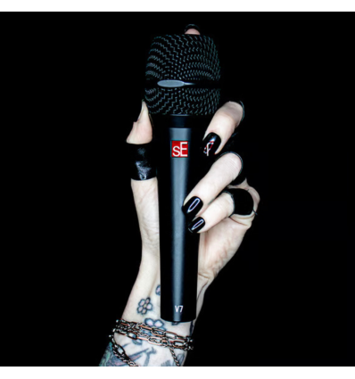 sE Electronics V7 BLACK - Micrófono dinámico supercardioide para voces