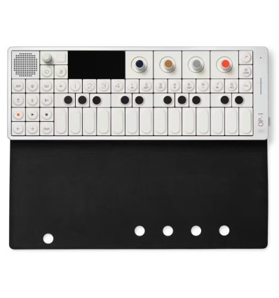 Teenage Engineering OP–1 Field Leather Wrap | Funda de cuero de lujo