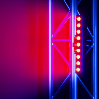 Fuzzix Orion Party Wall Bar RGBW - Barra LED 9x6W con DMX