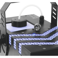 EUROLITE Dynamic Fog 700 | Máquina de Humo 700W con Control DMX