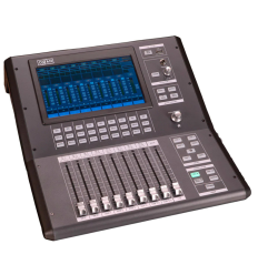 Mesa digital OQAN Q24D PRO – 24 canales con faders motorizados