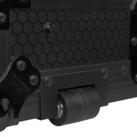 Flight Case UDG XDJ‑AZ Black Plus con ruedas – Protección DJ