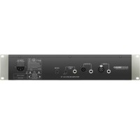 Klark Teknik KT-A2 amplificador profesional Clase D