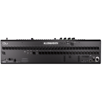 Allen & Heath Qu-7D mesa digital con Dante 96 kHz