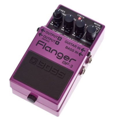 Boss BF-3 Flanger - Pedal de modulación estéreo con modos avanzados