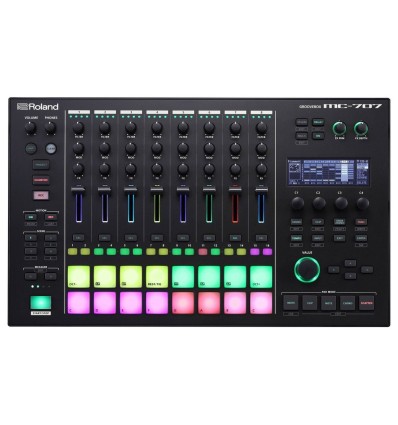 ROLAND MC-707 GROOVEBOX