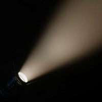 Cameo TS 40 WW  foco para versátil