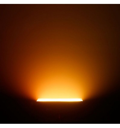 Cameo Thunder Wash 100RGB estrobo, cegadora y washer