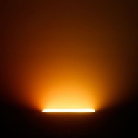 Cameo Thunder Wash 100RGB estrobo, cegadora y washer