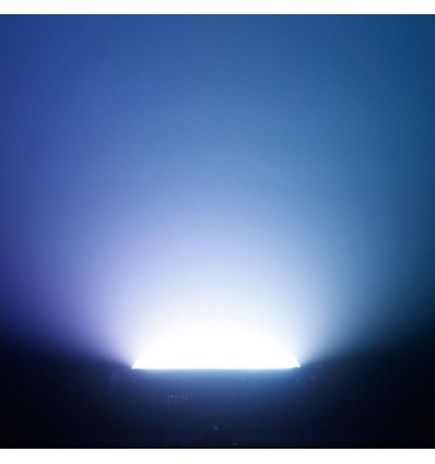 Cameo Thunder Wash 100RGB estrobo, cegadora y washer