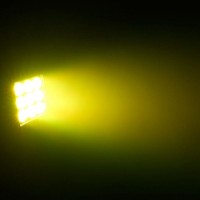 Cameo  FLOOD 600 IP65 proyector LED  para exteriores.