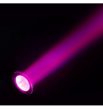 Cameo Q-Spot 40 RGBW  foco compacto compatible con RDM.