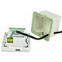 El Adastra WA-125 controlador con amplificador 2x15 W.