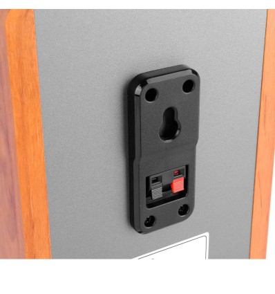 Edifier P12 son unos altavoces pasivos de estantería