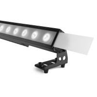 LCB1215IP permite modificar el ángulo de la luz. LCB1215IP permite modificar el ángulo de la luz.