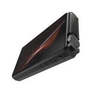 HiBy R8 reproductor insignia de la marca.