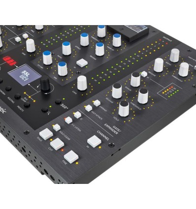 Controlador DAW enchufable con compresor de bus.