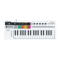 Arturia KeyStep Pro - Controlador MIDI y Secuenciador Polifónico