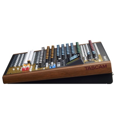 Tascam Model 12 - Mesa de mezclas con grabadora e interfaz USB