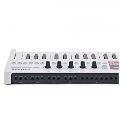 Arturia KeyStep Pro - Controlador MIDI y Secuenciador Polifónico